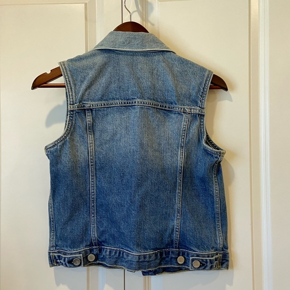 Gap denim vest - Picture 2 of 4